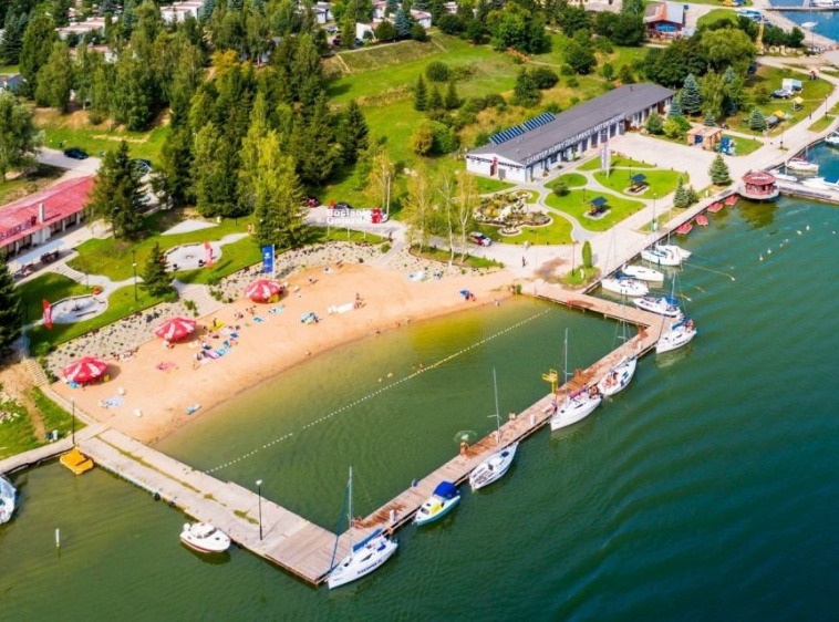 Czarter Jachtów Żaglowych oraz Spacerowych typu Houseboat 